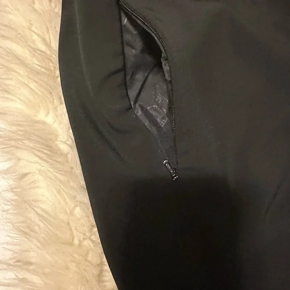 North Face Women’s ski pants and snowboard pants - offers welcome